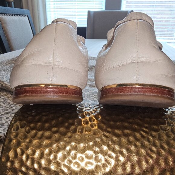 Tory Burch Cream Leather Ballet Flats w/ Gold & Enamel Logo – Size 10 - Picture 12 of 12